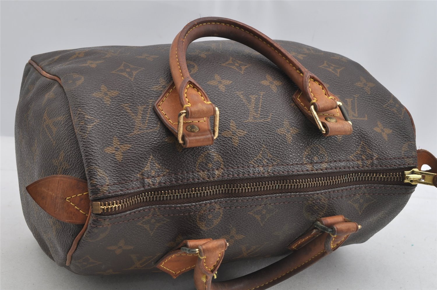 Authentic Louis Vuitton Monogram Speedy 25 Boston Hand Bag M41528 LV 8203I