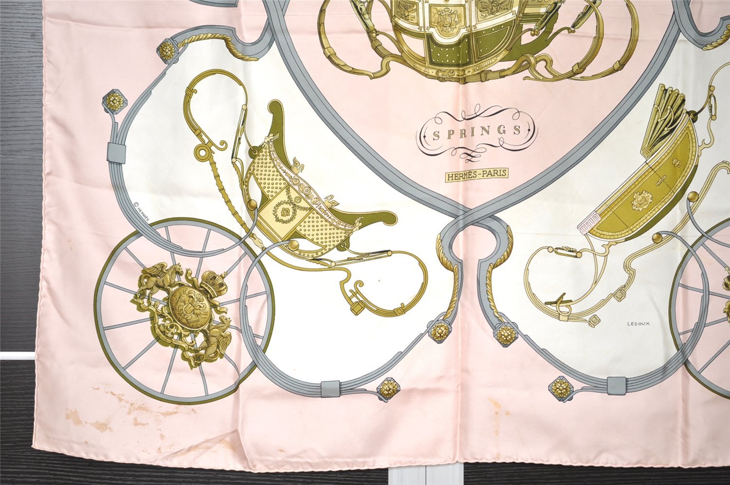 Authentic HERMES Carre 90 Scarf 