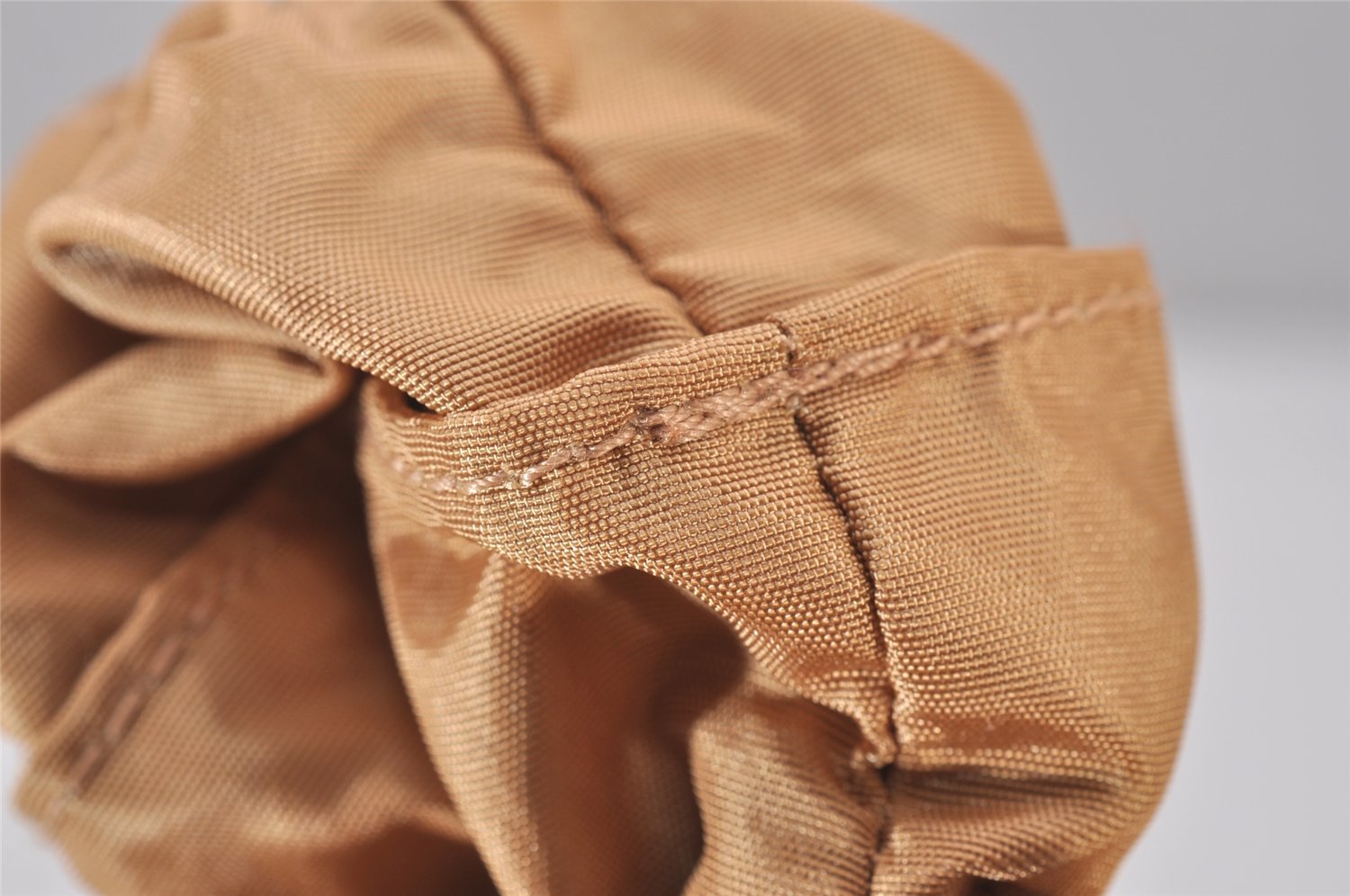 Authentic GUCCI Sherry Line Drawstring Pouch Purse GG Canvas Leather Brown 8221I