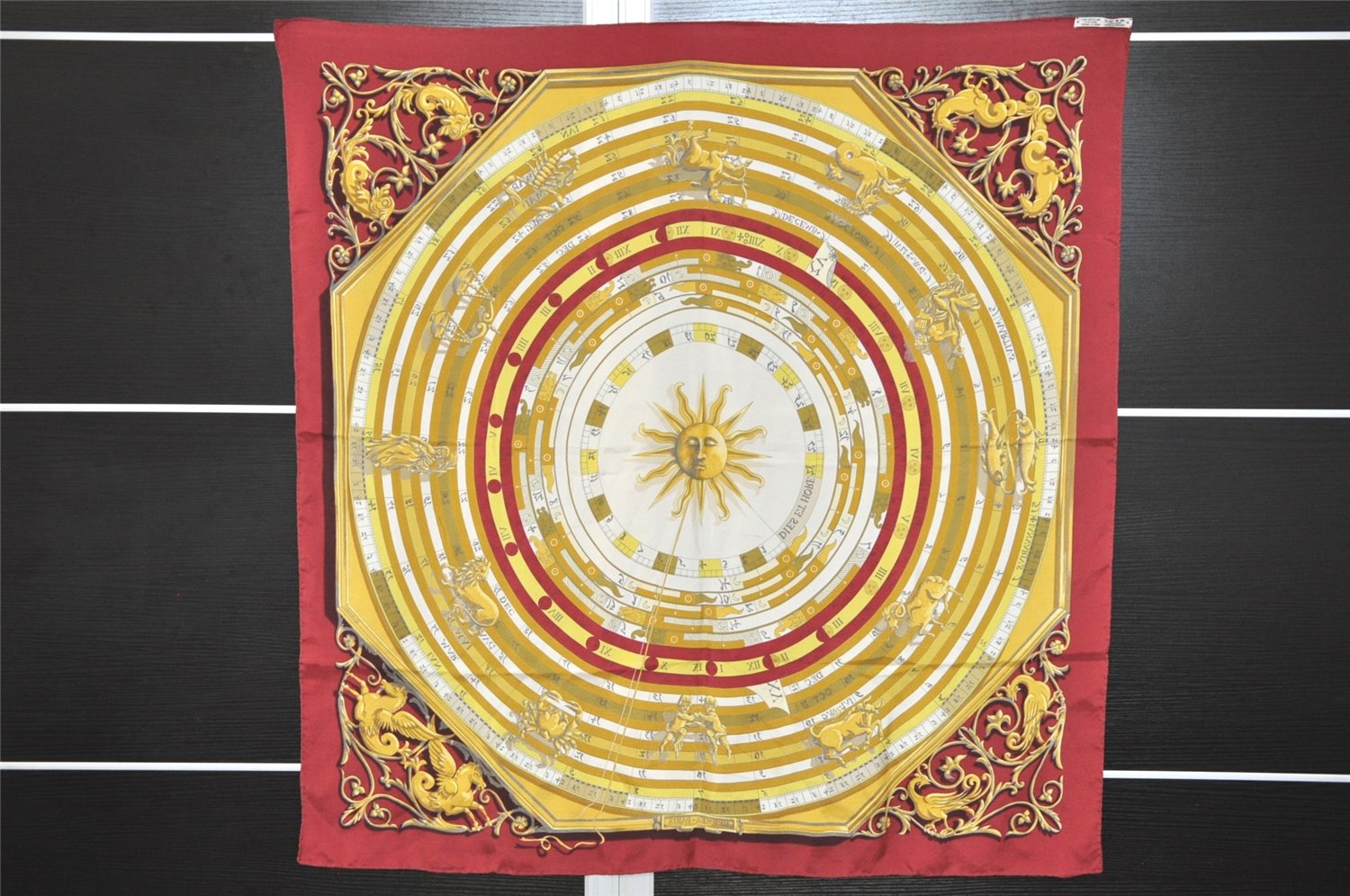 Authentic HERMES Carre 90 Scarf 