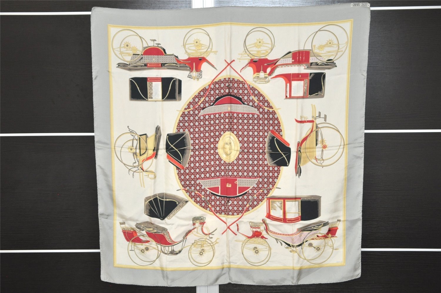 Authentic HERMES Carre 90 Scarf 