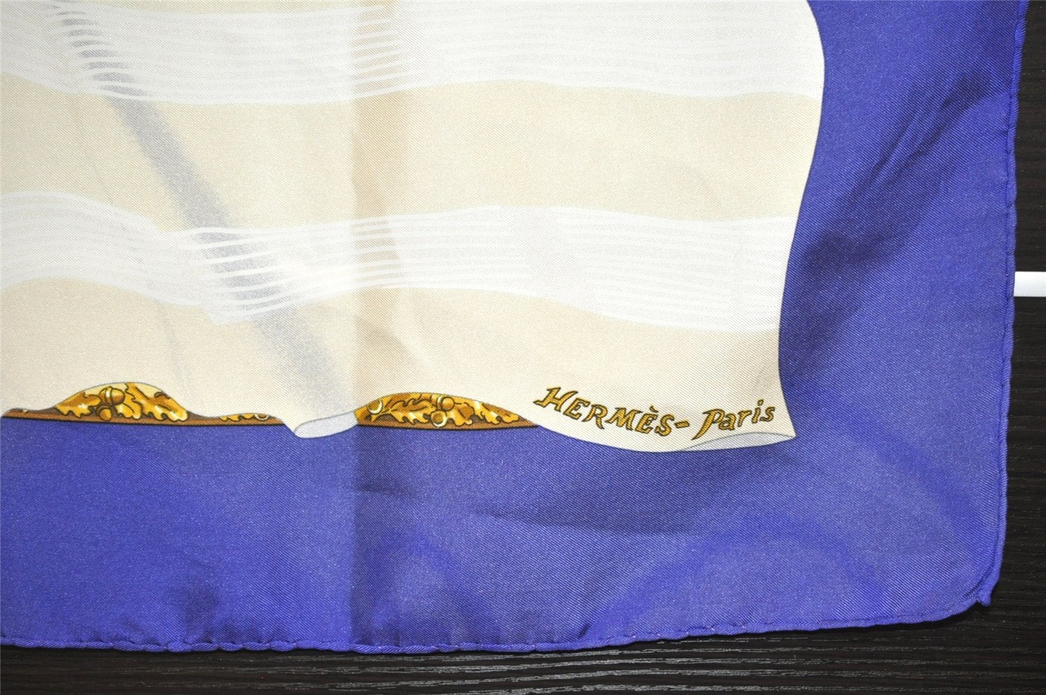 Authentic HERMES Carre 90 Scarf 