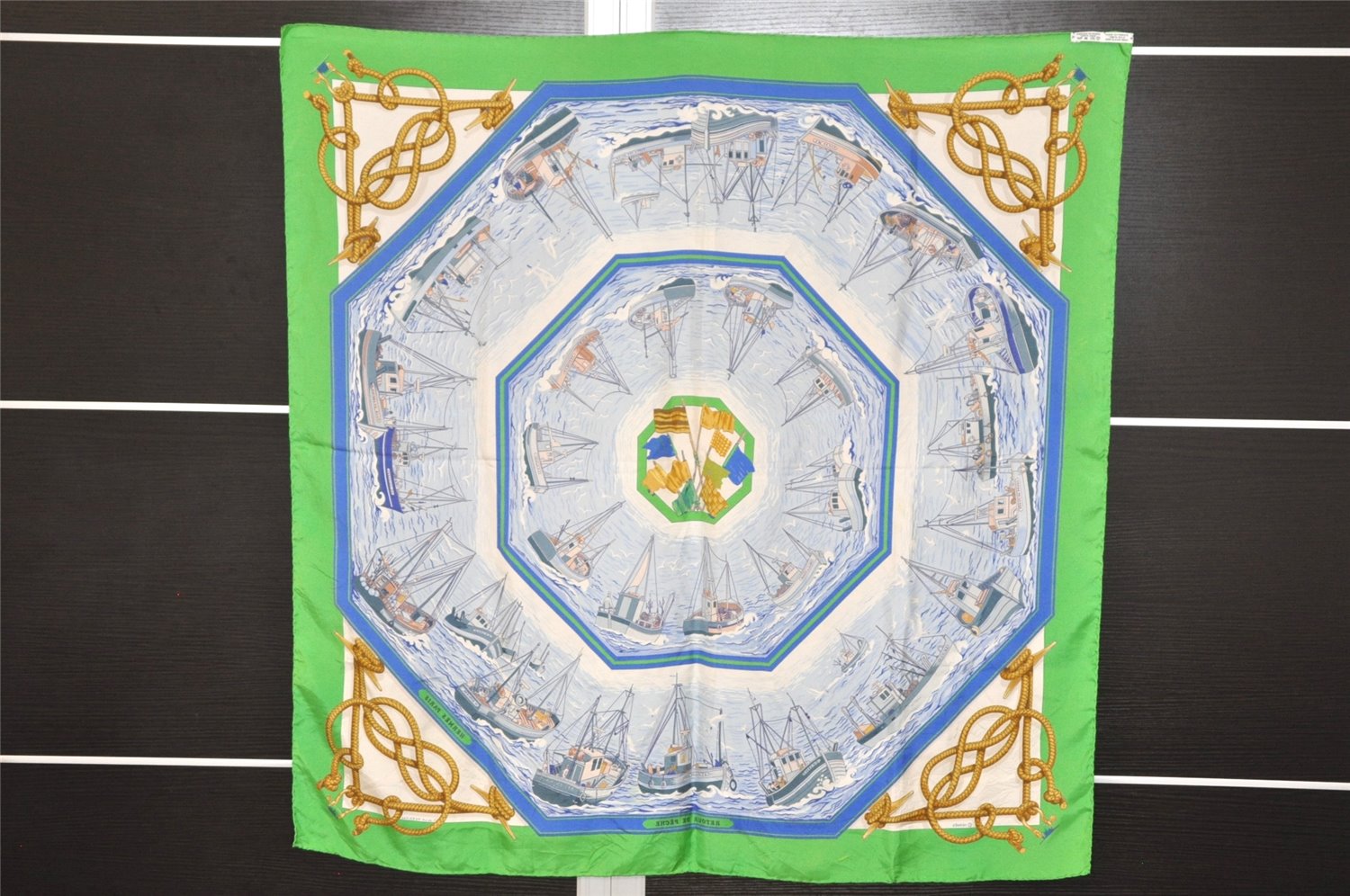 Authentic HERMES Carre 90 Scarf 