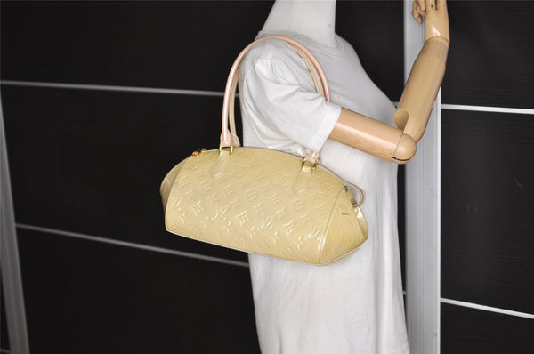 Authentic Louis Vuitton Vernis Sherwood PM Hand Bag Light Yellow M91491 LV 8240J