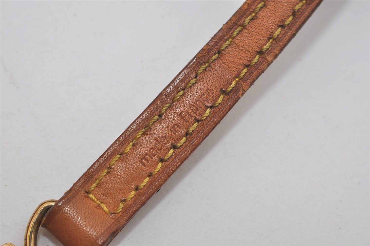 Authentic Louis Vuitton Leather Shoulder Strap Beige 46.9