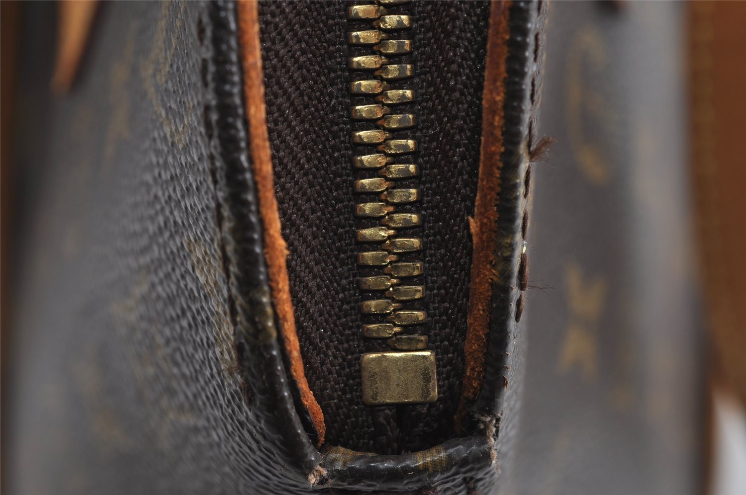 Authentic Louis Vuitton Monogram Ellipse Shopping Shoulder Bag M51128 LV 8250I