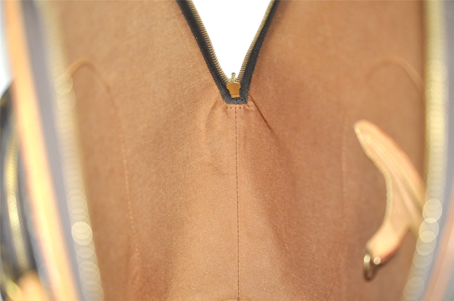 Authentic Louis Vuitton Monogram Ellipse Shopping Shoulder Bag M51128 LV 8250I