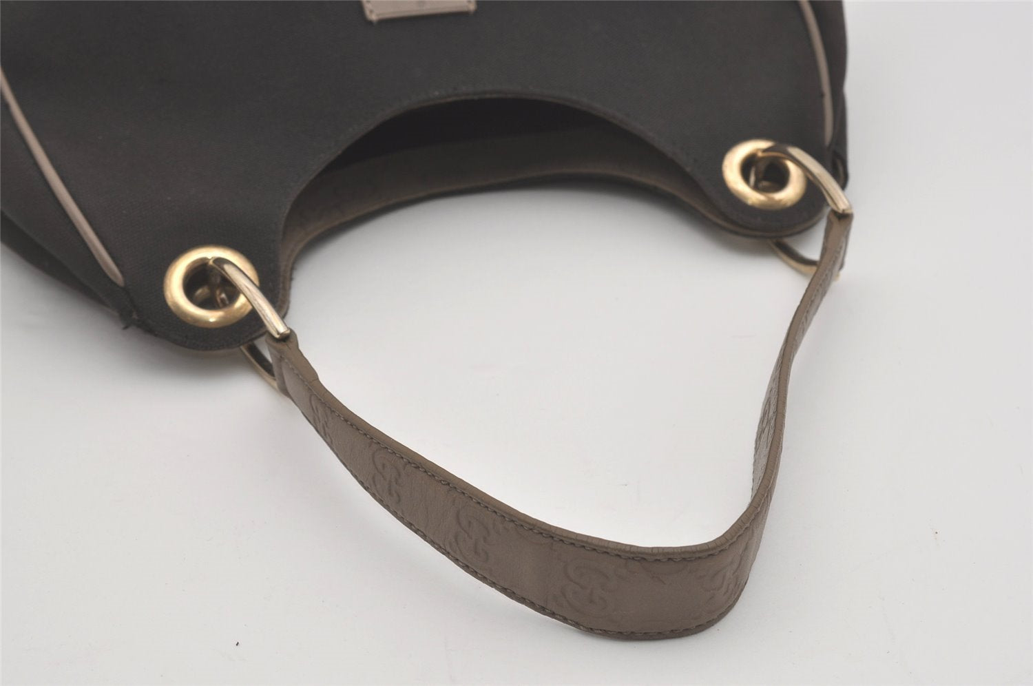 Authentic GUCCI Guccissima Shoulder Bag Canvas Leather 257265 Black Gray 8254I