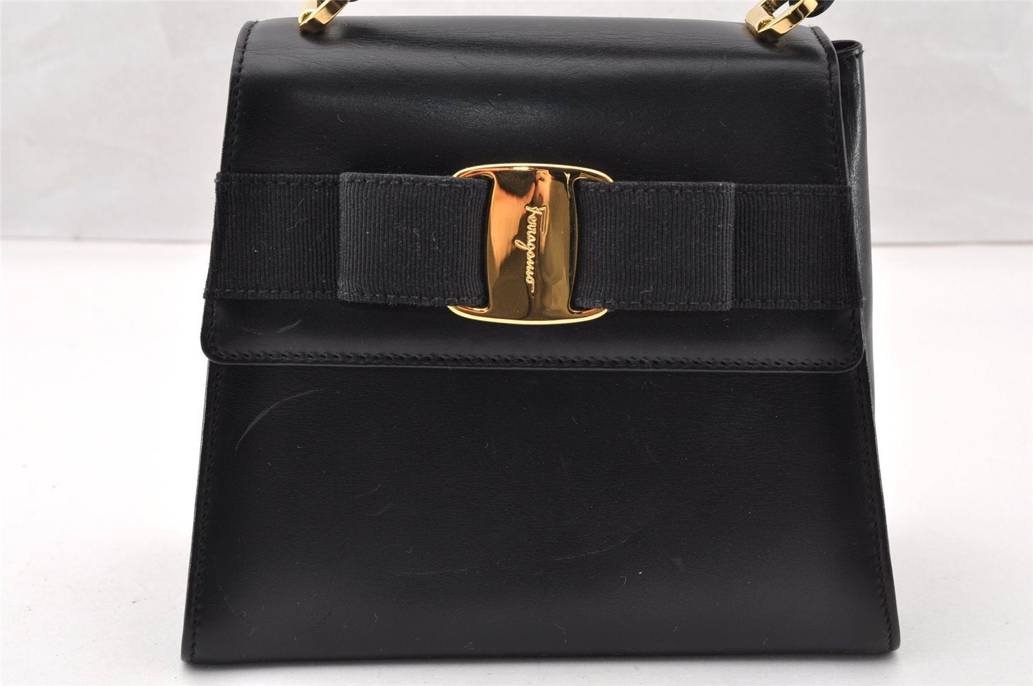 Authentic Salvatore Ferragamo Vara Leather 2Way Shoulder Hand Bag Black SF 8257I