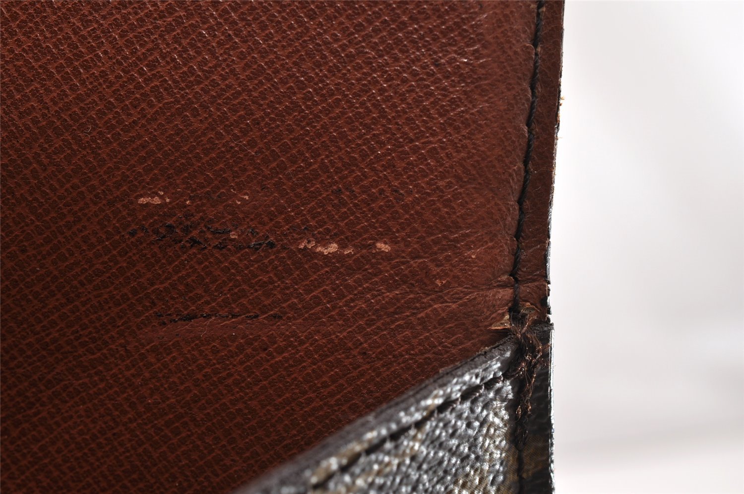 Authentic Louis Vuitton Monogram Saint Cloud GM M51242 Shoulder Cross Bag 8258I