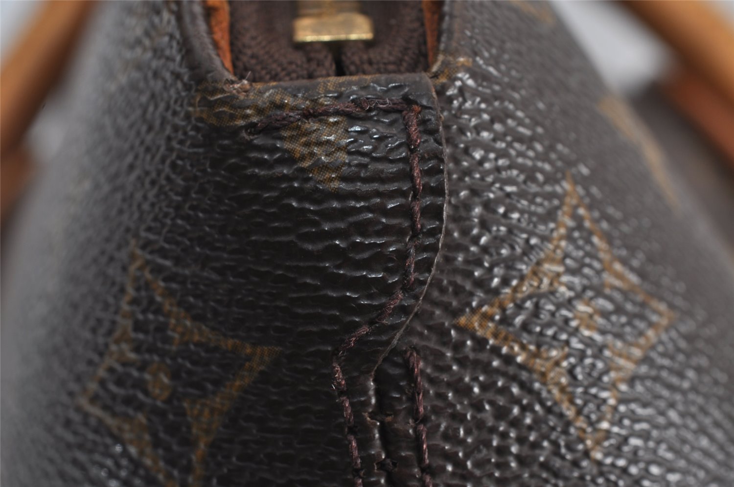 Authentic Louis Vuitton Monogram Ellipse MM Hand Bag M51126 LV 8267J