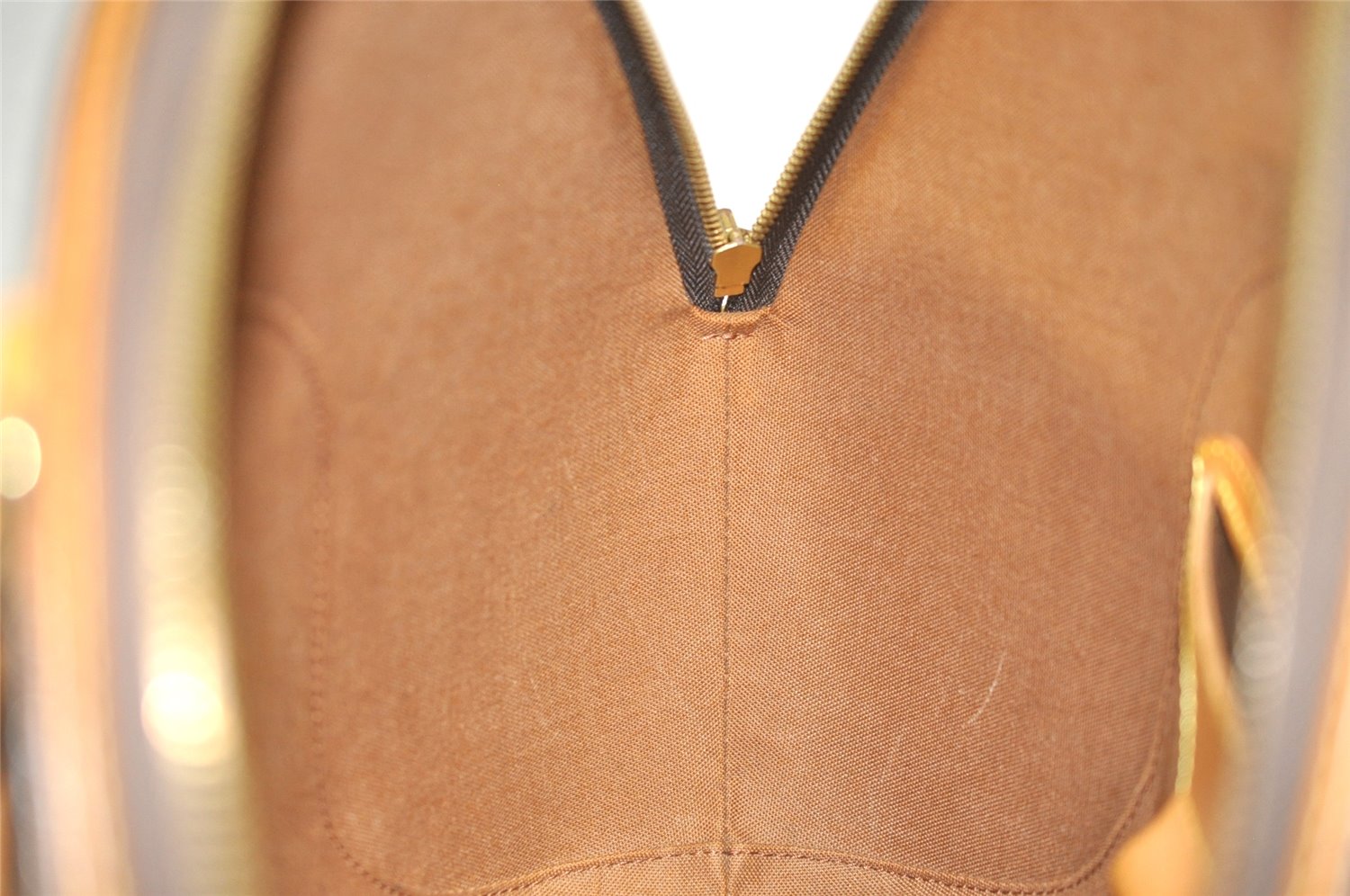 Authentic Louis Vuitton Monogram Ellipse MM Hand Bag M51126 LV 8267J