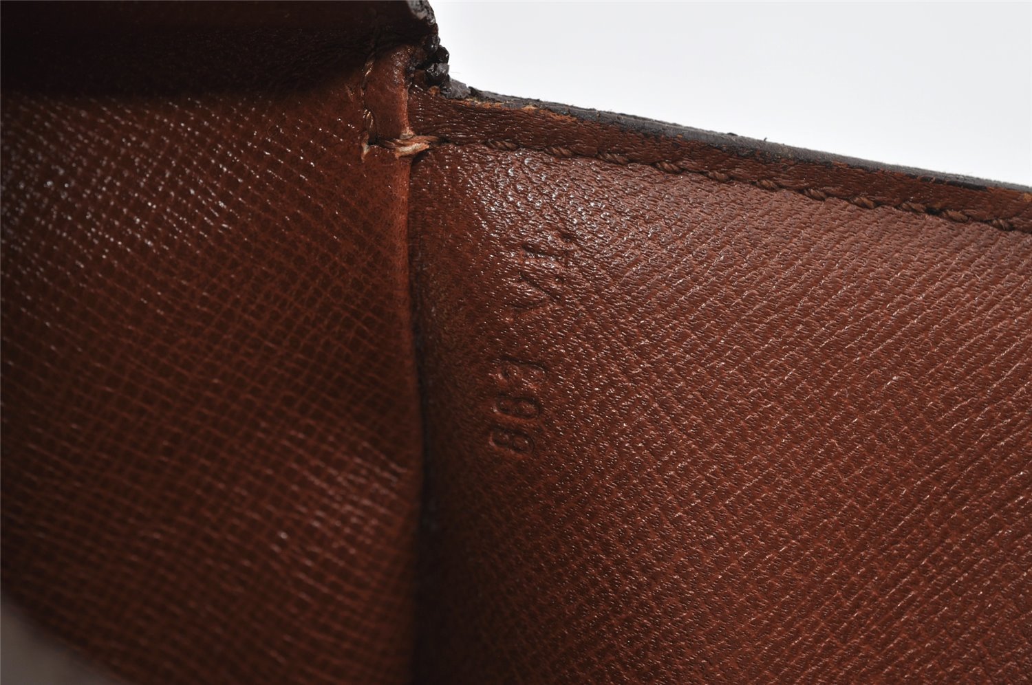 Authentic Louis Vuitton Monogram Saint Cloud GM M51242 Shoulder Cross Bag 8271I