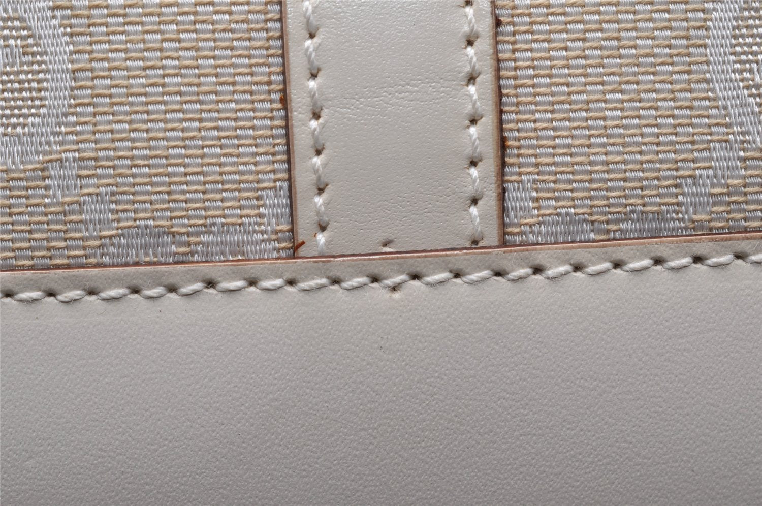 Authentic GUCCI Jackie Shoulder Hand Bag GG Canvas Leather 0013876 White 8275I