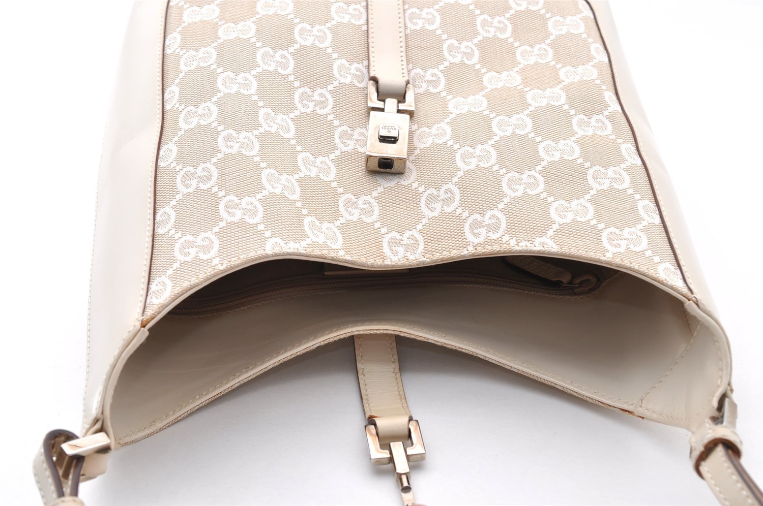 Authentic GUCCI Jackie Shoulder Hand Bag GG Canvas Leather 0013876 White 8275I