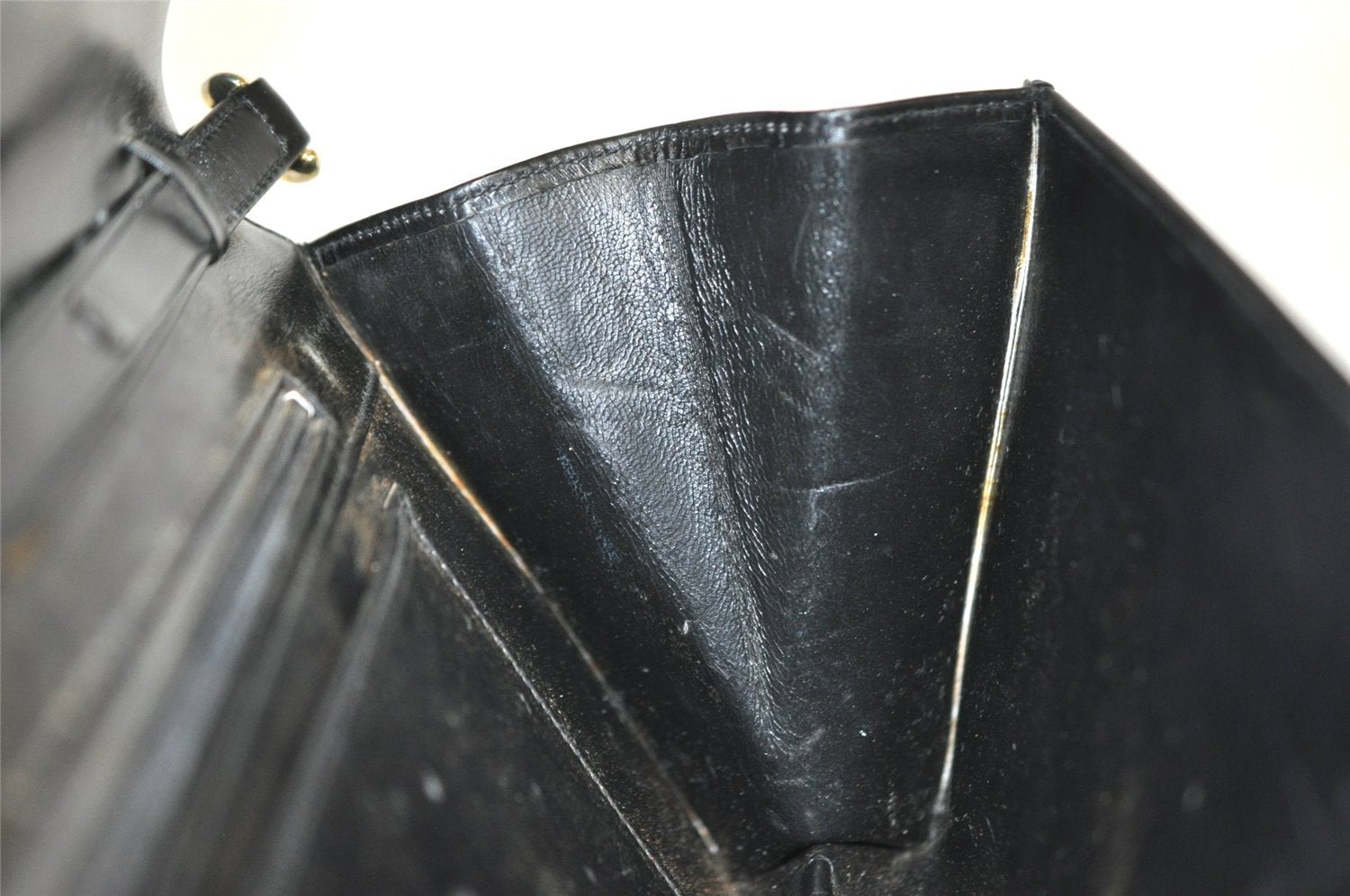 Authentic GUCCI Vintage Shoulder Bag Purse Leather Black 8278I