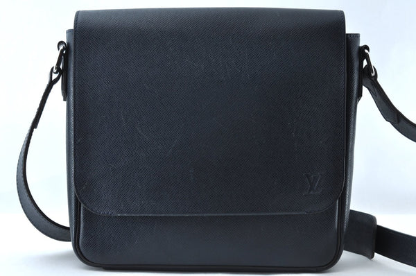 Auth Louis Vuitton Taiga Roman PM Shoulder Cross Bag Navy Blue M32725 LV 8279M