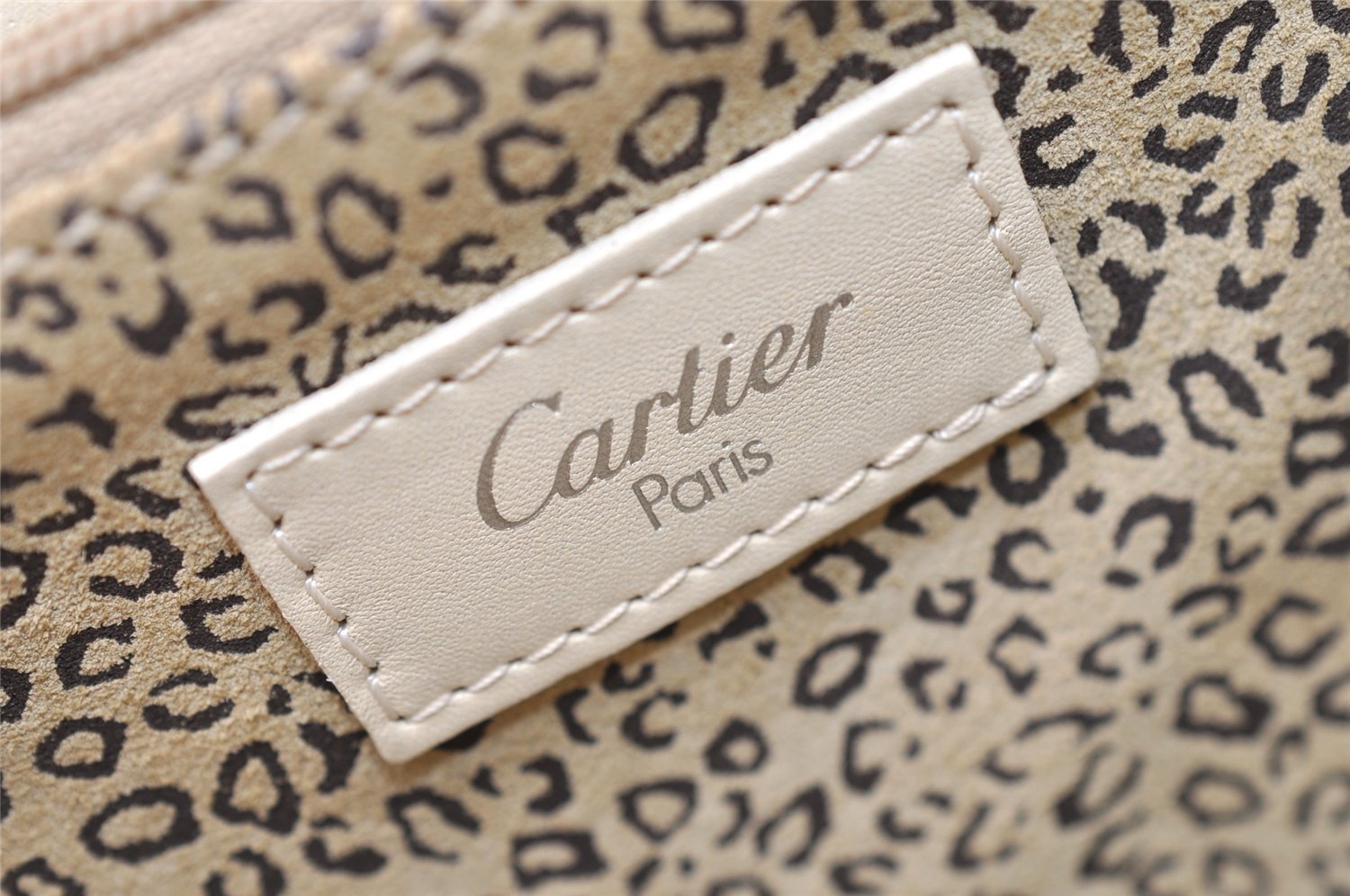 Authentic Cartier Panthere Shoulder Cross Body Bag Purse Leather White Box 8281I