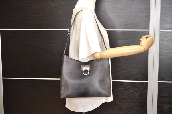 Authentic Salvatore Ferragamo Gancini Leather Shoulder Bag Purse Gray SF 8286J