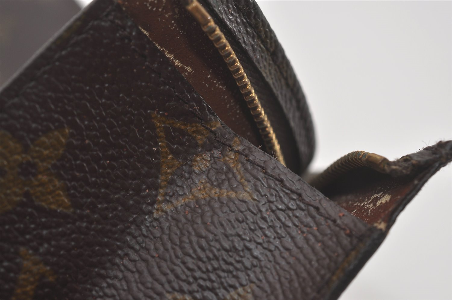 Auth Louis Vuitton Monogram Poche Toilette 26 Cosmetics Pouch Old Model 8288I