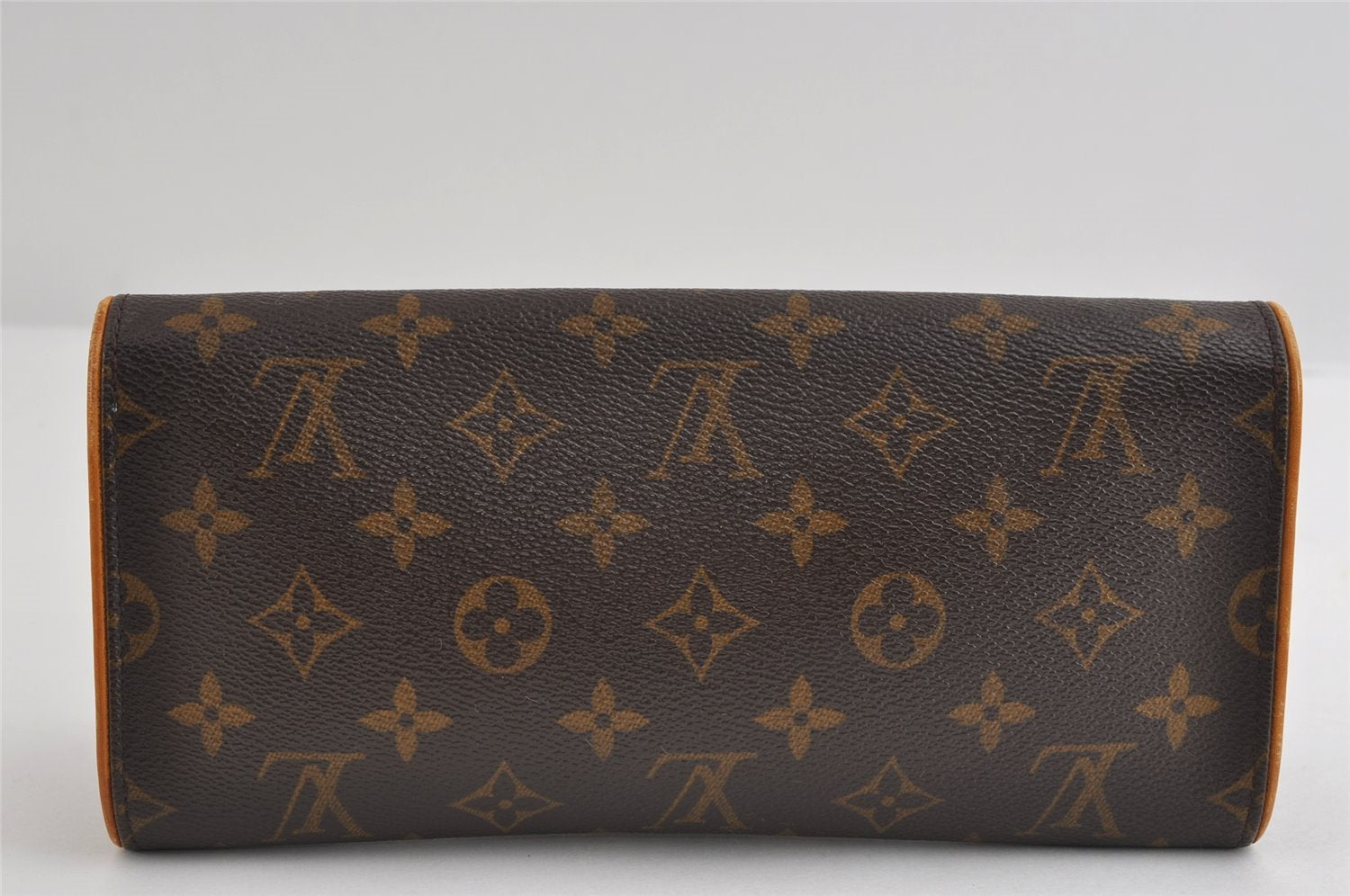 Authentic Louis Vuitton Monogram Pochette Twin GM Shoulder Bag M51852 LV 8289I