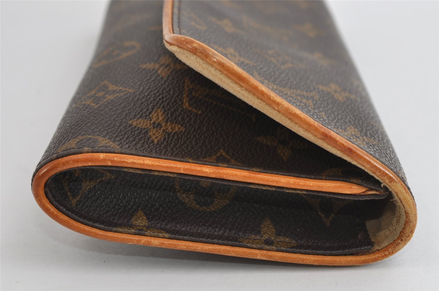Authentic Louis Vuitton Monogram Pochette Twin GM Shoulder Bag M51852 LV 8289I