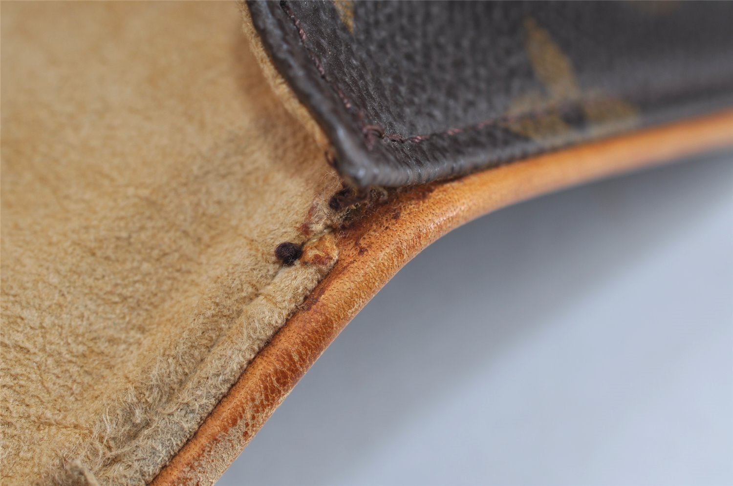 Authentic Louis Vuitton Monogram Pochette Twin GM Shoulder Bag M51852 LV 8289I