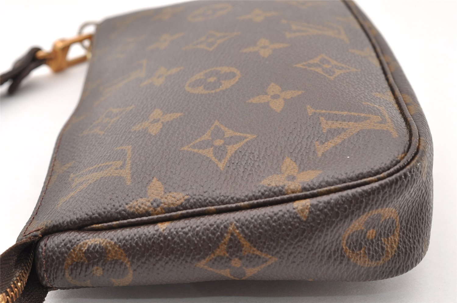 Authentic Louis Vuitton Monogram Pochette Accessoires Shoulder Cross Pouch 8291I