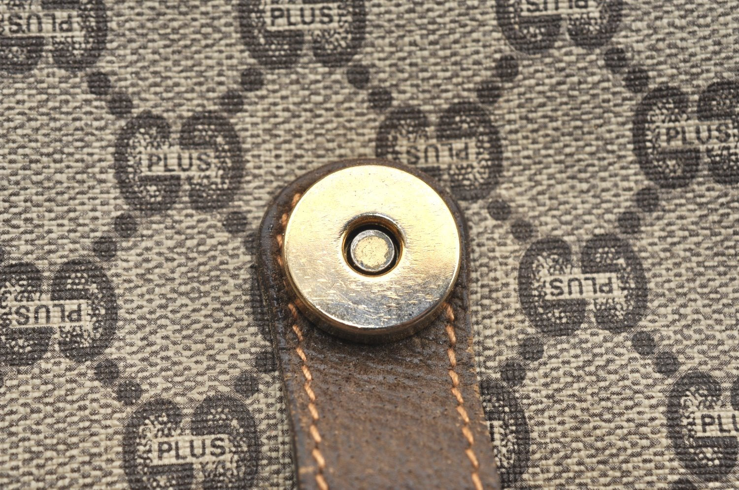 Authentic GUCCI GG Plus Shoulder Cross Body Bag GG PVC Leather Brown Junk 8292H