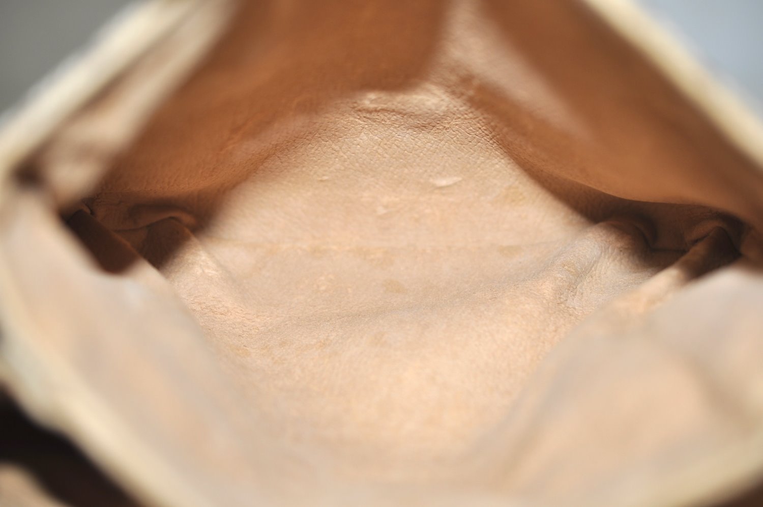 Authentic GUCCI GG Plus Shoulder Cross Body Bag GG PVC Leather Brown Junk 8292H