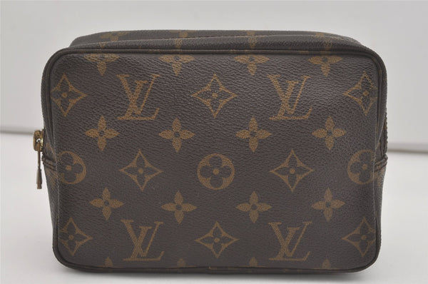 Auth Louis Vuitton Monogram Trousse Toilette 18 Clutch Hand Bag M47526 LV 8292I