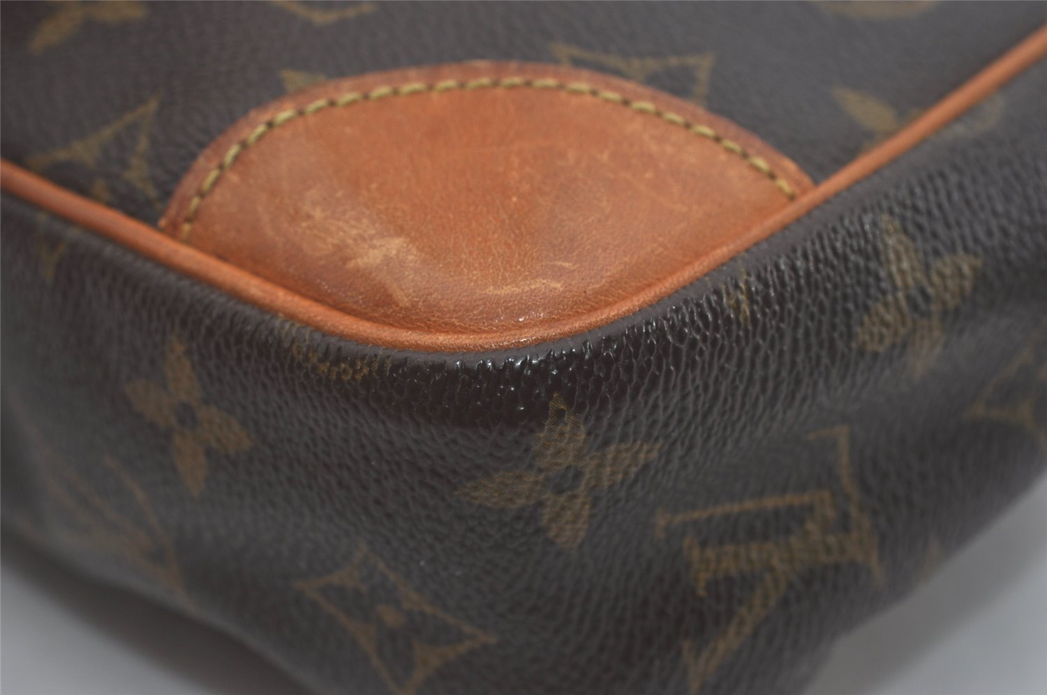 Authentic Louis Vuitton Monogram Compiegne 28 Clutch Hand Bag M51845 LV 8295I