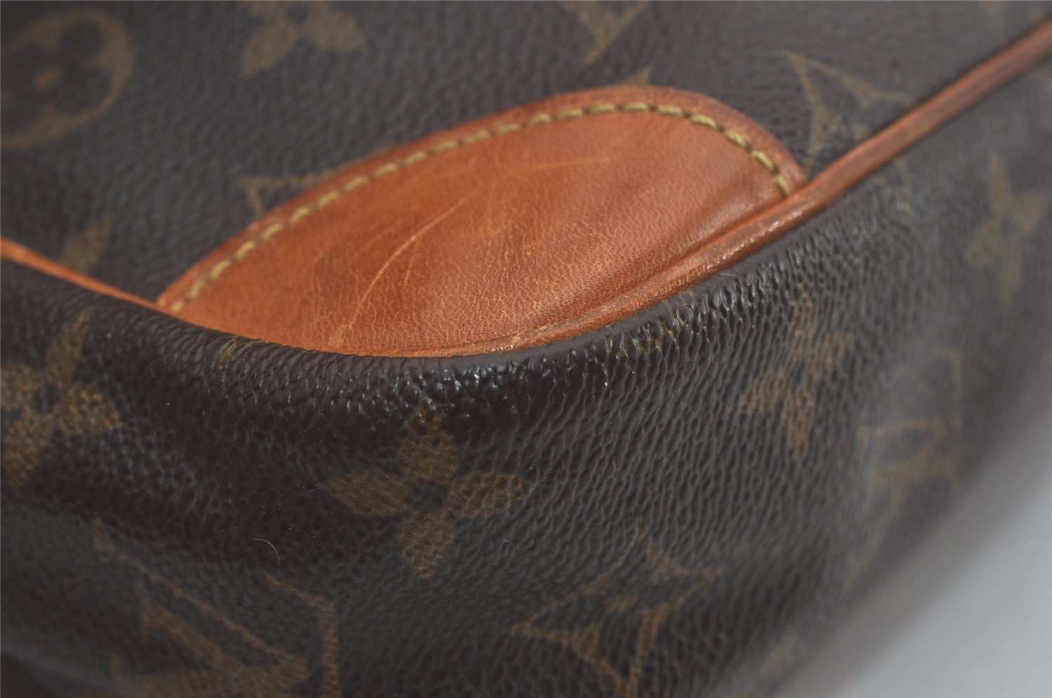 Authentic Louis Vuitton Monogram Compiegne 28 Clutch Hand Bag M51845 LV 8295I