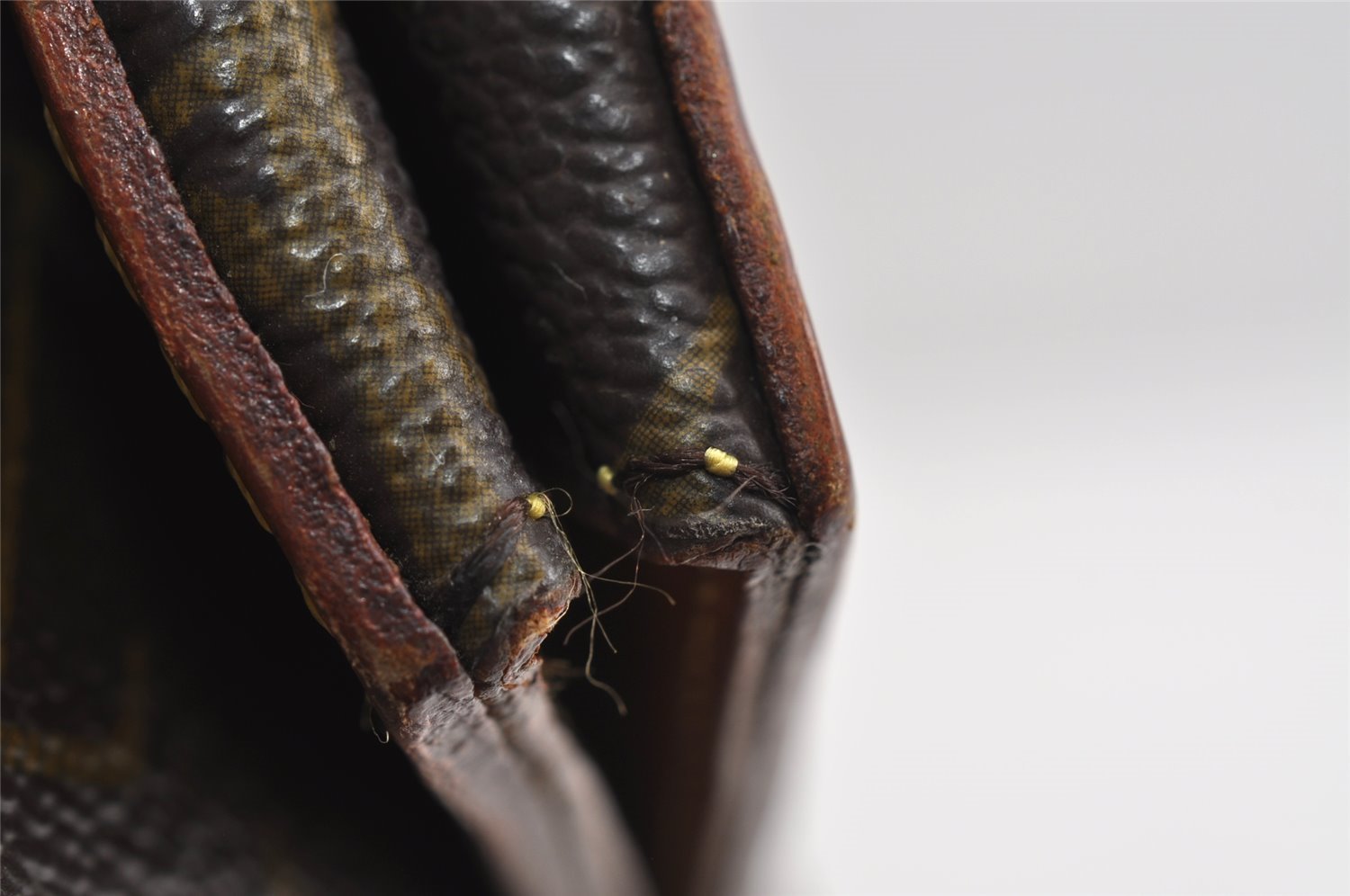 Auth Louis Vuitton Monogram Pochette Pliante Clutch Hand Bag Old Model LV 8297I