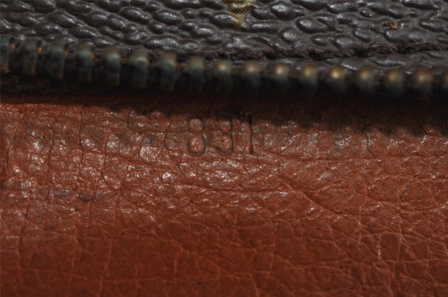 Auth Louis Vuitton Monogram Pochette Pliante Clutch Hand Bag Old Model LV 8297I