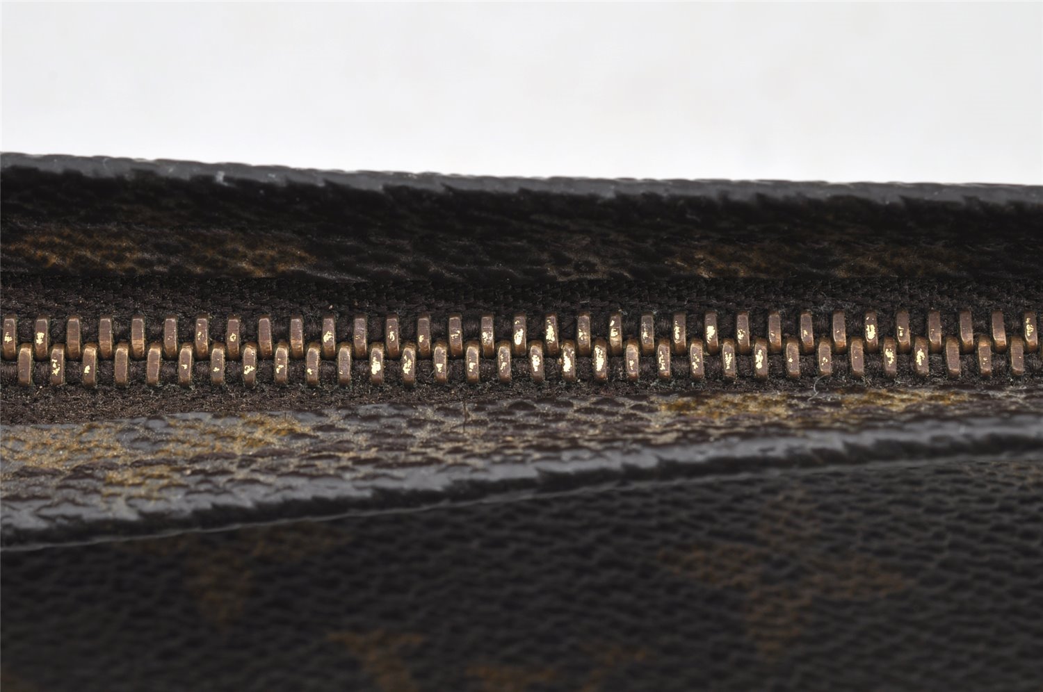 Auth Louis Vuitton Monogram Poche Toilette 19 M47544 Cosmetics Pouch Junk 8298I