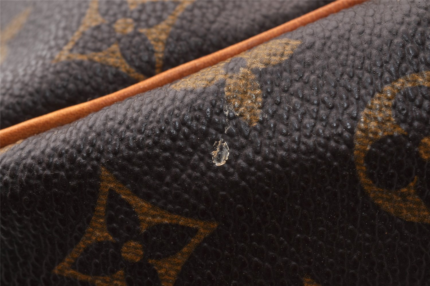 Authentic Louis Vuitton Monogram Deauville Hand Bag M47270 LV 8299I