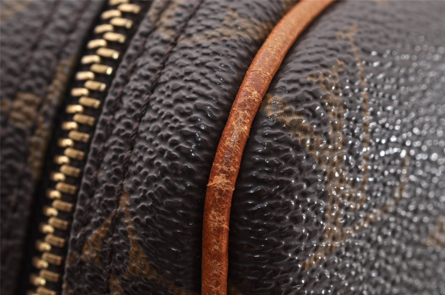 Authentic Louis Vuitton Monogram Reporter PM Shoulder Cross Bag M45254 LV 8300I