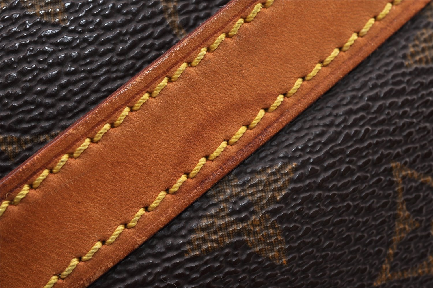 Authentic Louis Vuitton Monogram Reporter PM Shoulder Cross Bag M45254 LV 8300I