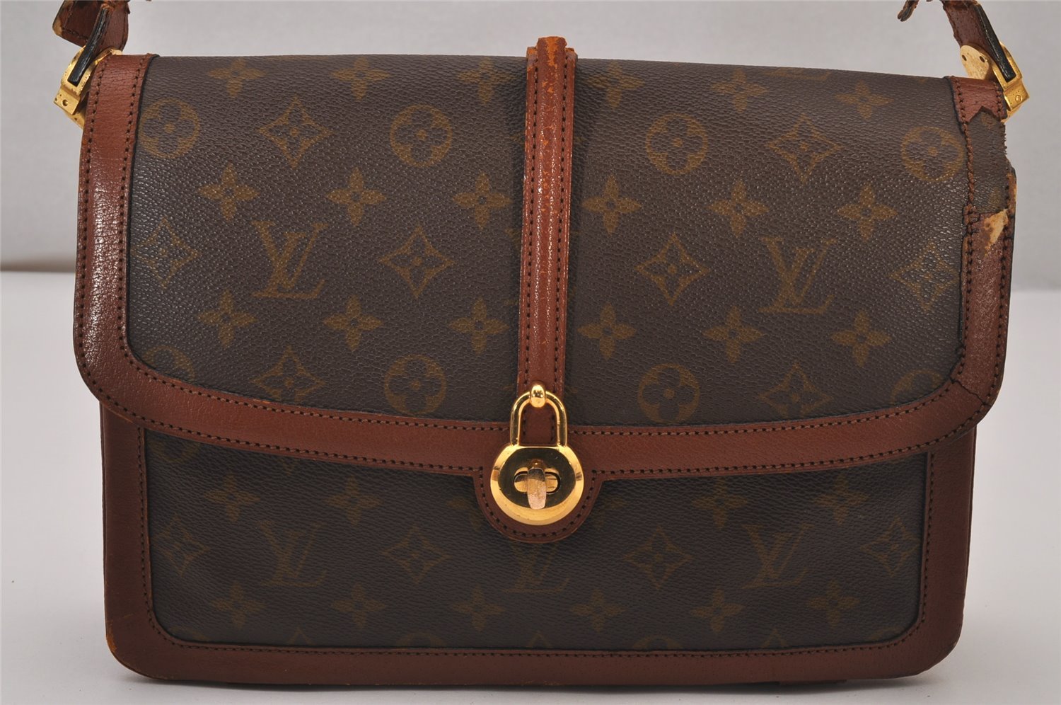Authentic Louis Vuitton Monogram Sac Vendome Shoulder Bag Old Model Junk 8302I