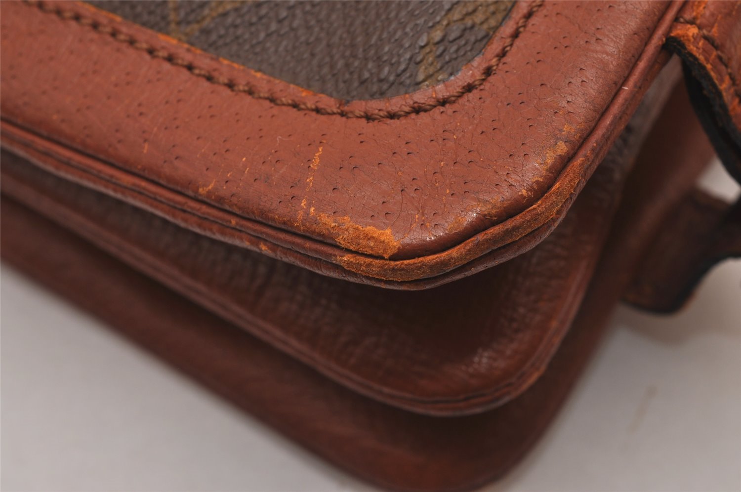 Authentic Louis Vuitton Monogram Sac Vendome Shoulder Bag Old Model Junk 8302I