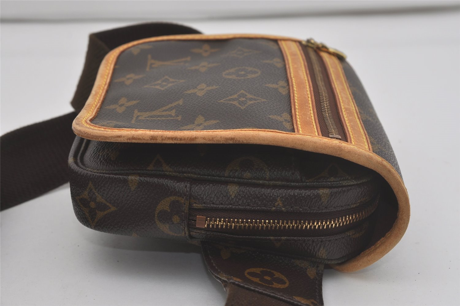 Authentic Louis Vuitton Monogram Bosphore Waist Cross Body Bag M40108 LV 8305I