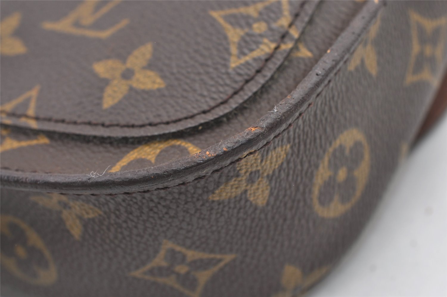 Authentic Louis Vuitton Monogram Saint Cloud MM M51243 Shoulder Cross Bag 8308J