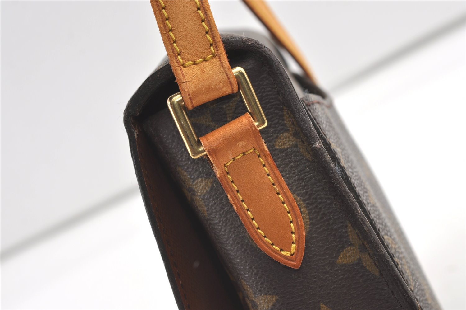 Authentic Louis Vuitton Monogram Saint Cloud MM M51243 Shoulder Cross Bag 8308J