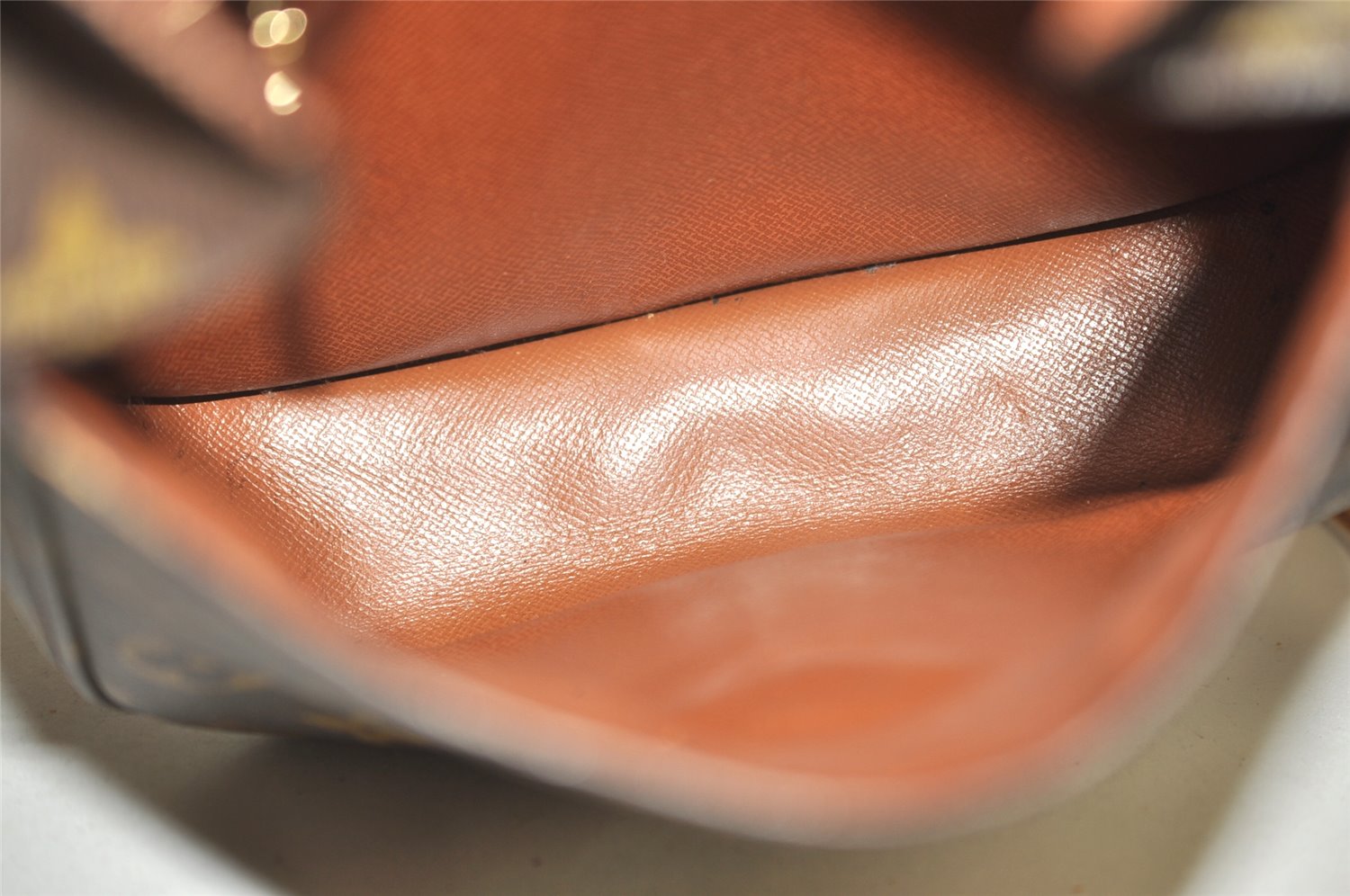 Authentic Louis Vuitton Monogram Saint Cloud MM M51243 Shoulder Cross Bag 8308J