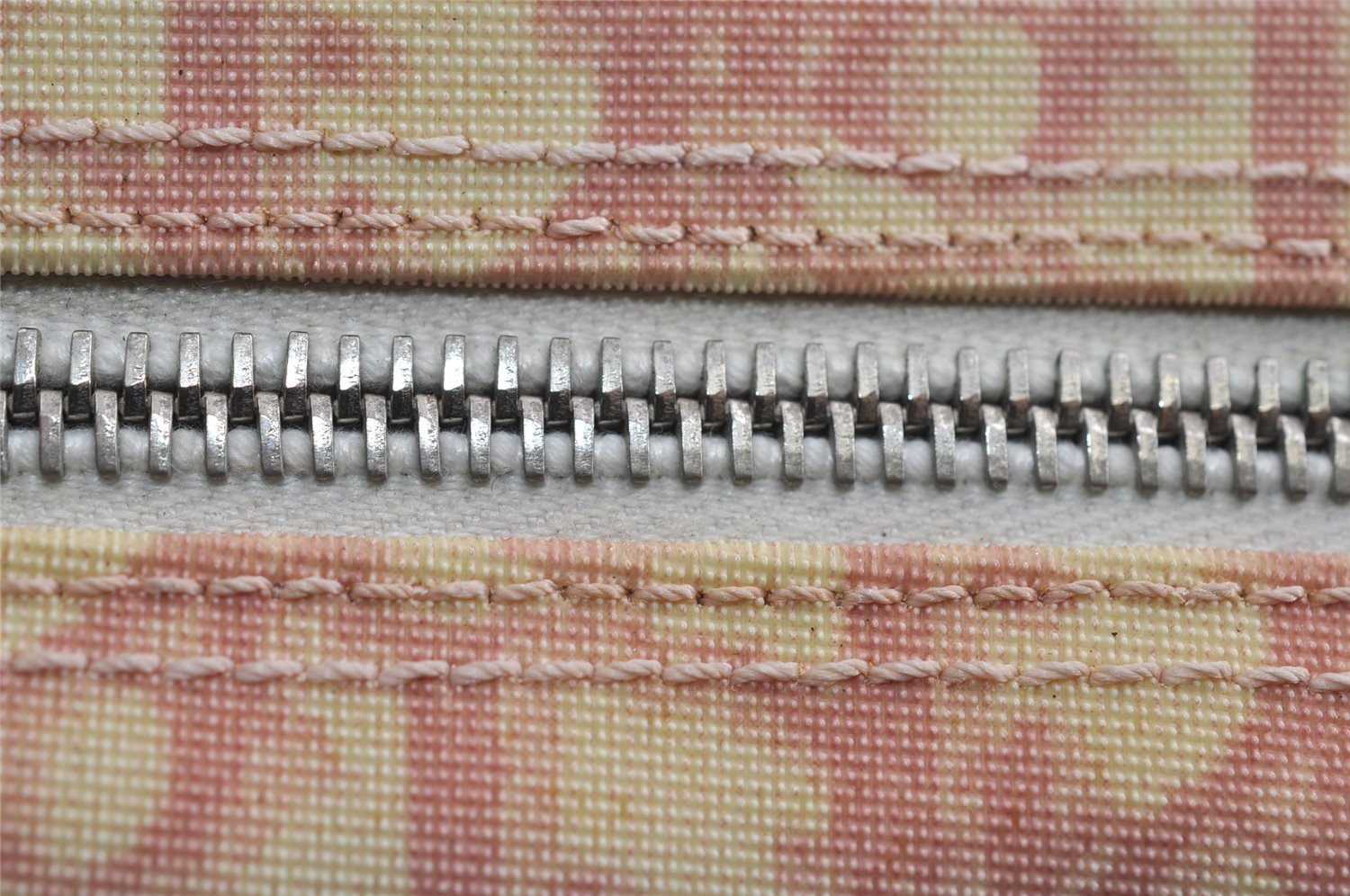 Authentic Christian Dior Trotter No.2 Shoulder Bag PVC Enamel Pink Junk 8310I