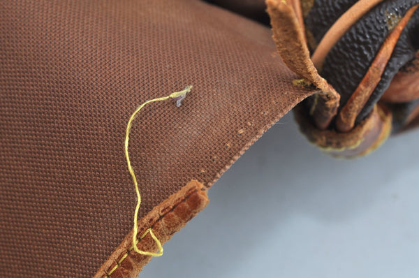 Authentic Louis Vuitton Monogram Saumur 30 Shoulder Cross Bag M42256 LV 8322H