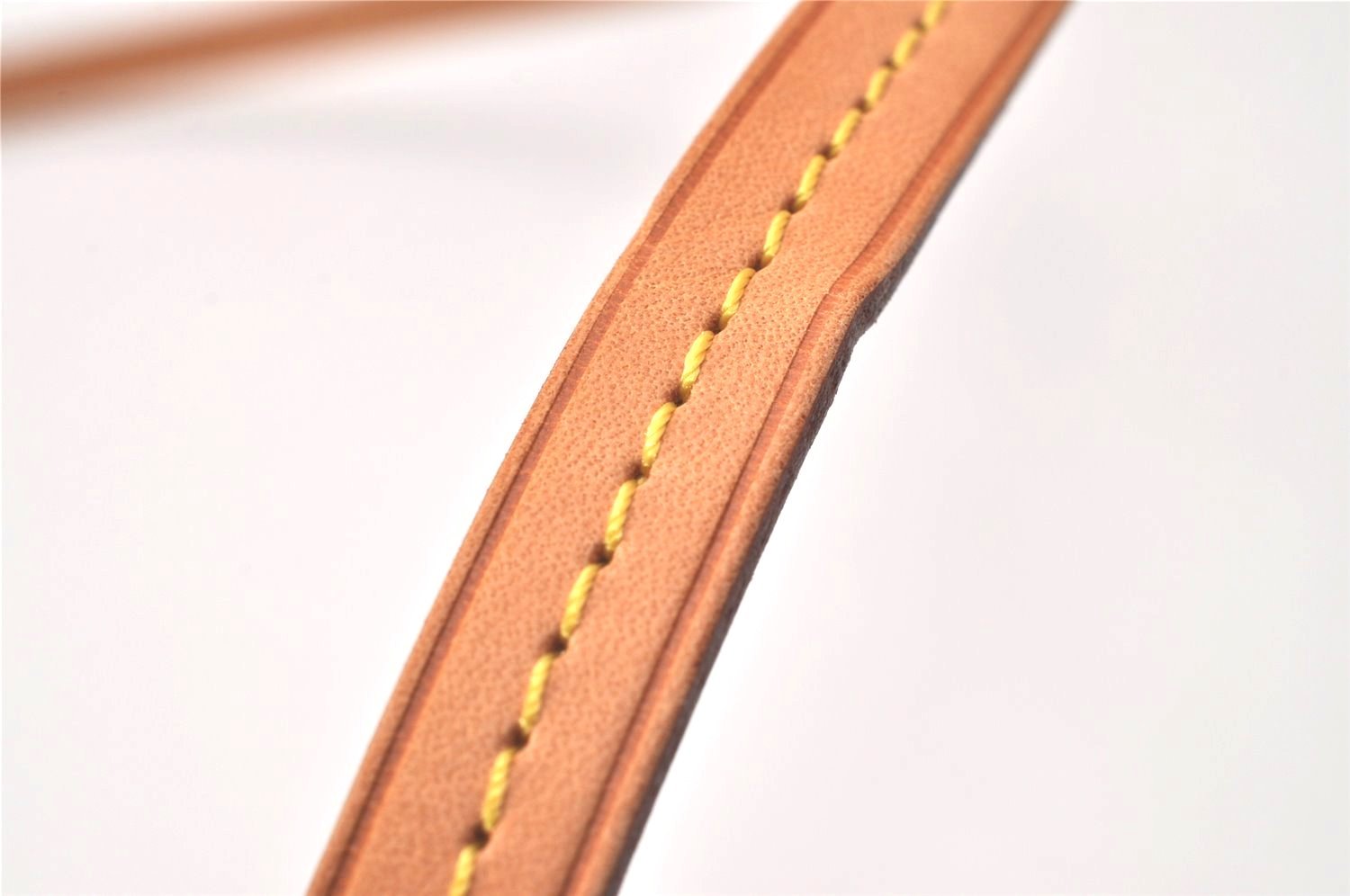 Auth Louis Vuitton Leather Strap For Pochette Accessoires Beige 45.3