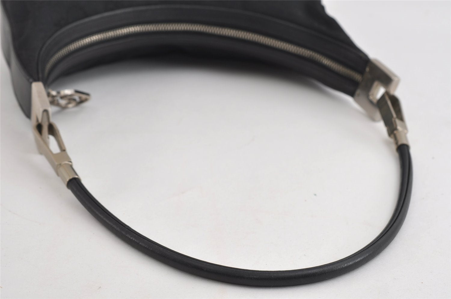 Authentic GUCCI Shoulder Hand Bag Purse GG Canvas Leather 0013812 Black 8329I