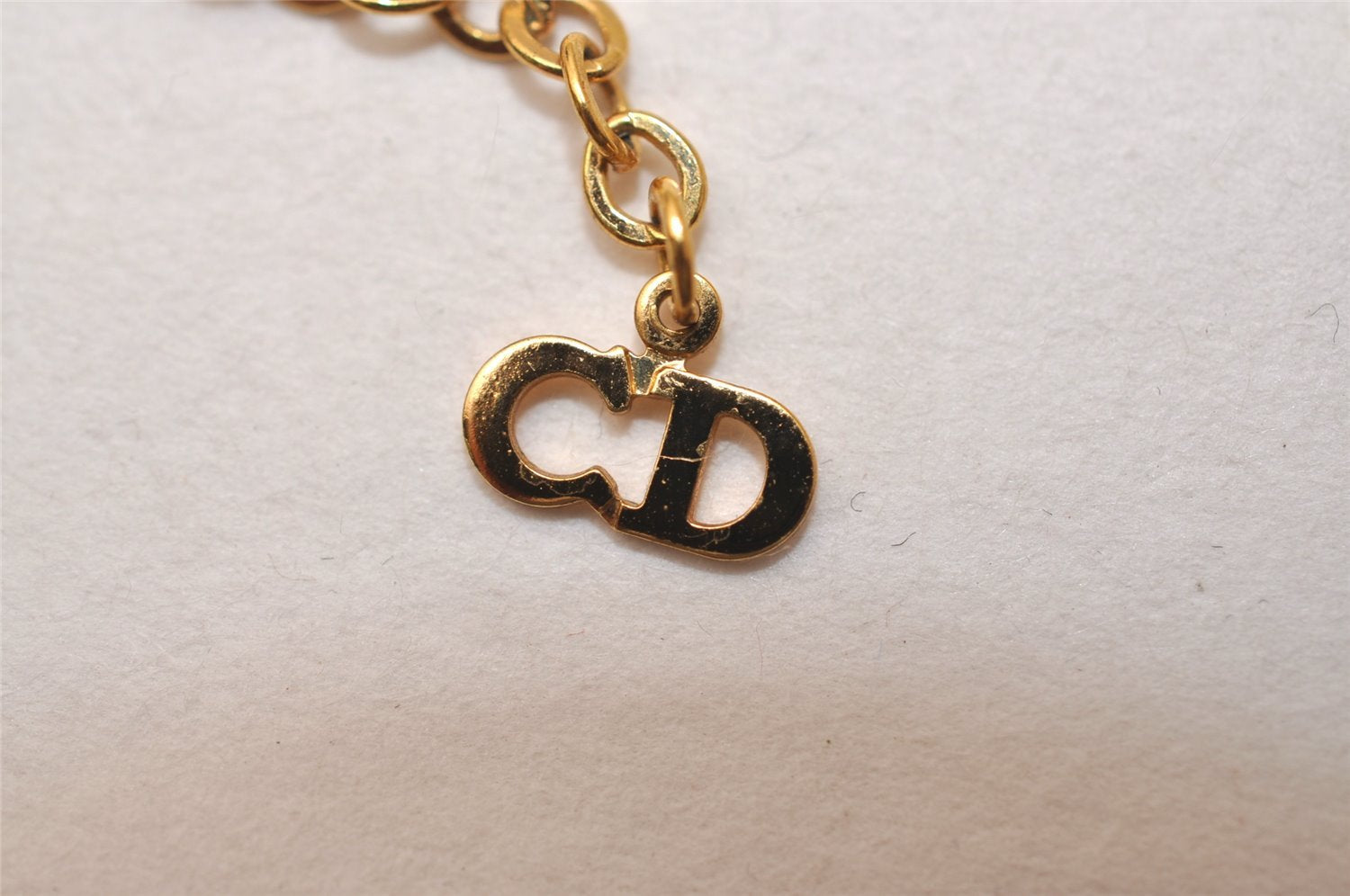 Authentic Christian Dior Gold Tone Chain Pendant Necklace CD 8331J